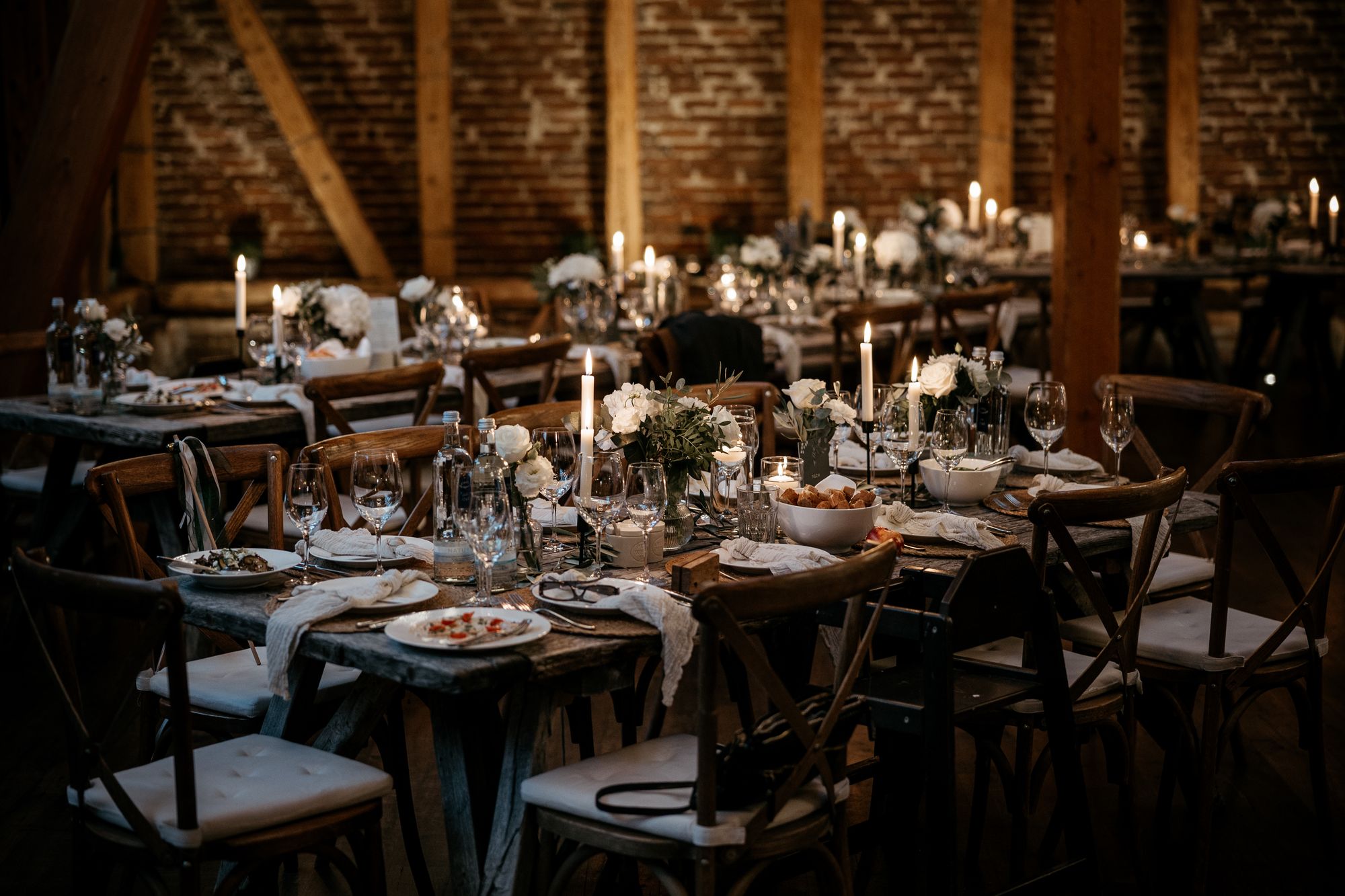 Dinner bei Kerzenlicht in der Eventscheune Dagobertshausen